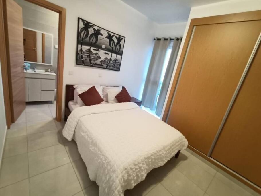 New, Modern, And Cozy 3 Bedroom Apartment. Santa Maria Eksteriør billede